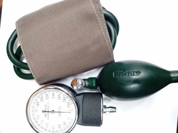 Alpk2 Chinese Pediatric Blood Pressure Cuff Alpk2 Chinese Pediatric Blood Pressure Cuff - Image 1