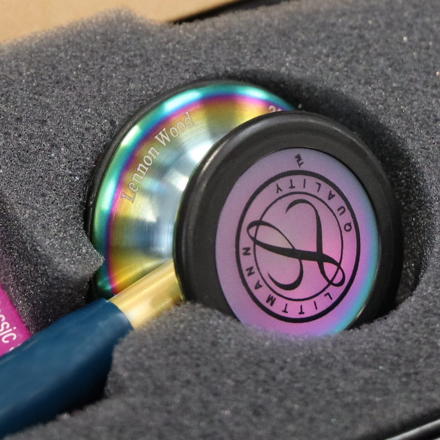 IMG-20251026-WA0020 Littmann Classic III Stethoscope, Rainbow Caribbean, 5807 - Image 8