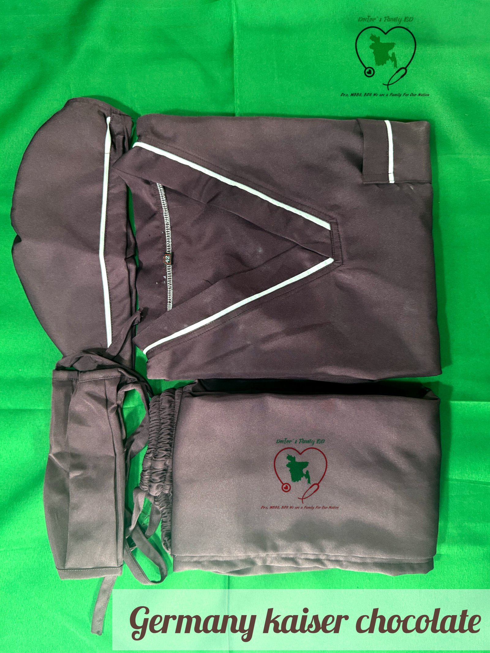 InShot_20251014_222947953 Germany kaiser Chocolate OT Dress - Image 4